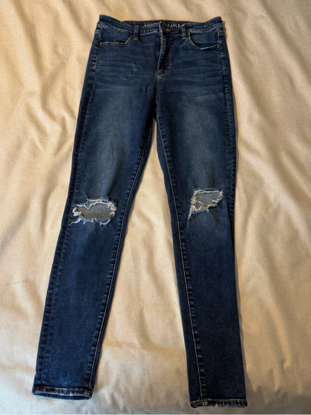 American Eagle Outfitters Dark Wash Ripped Skinny Jeans